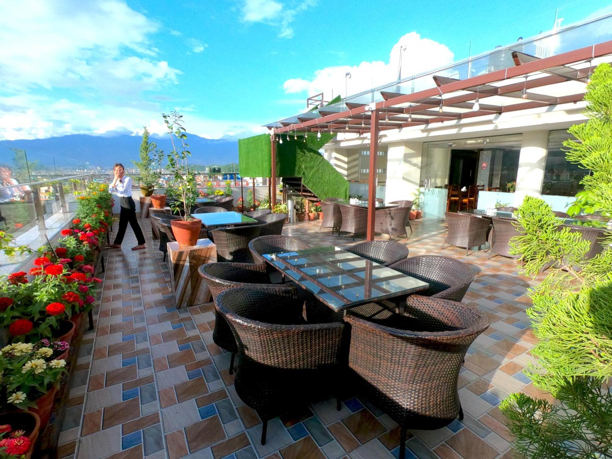 Hotel Simal Kathmandu Exterior photo